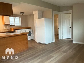 1513 Walnut St in Everett, WA - Foto de edificio - Building Photo