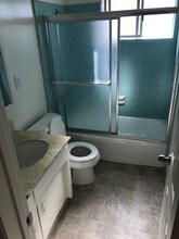 4462 W 132nd St, Unit 4 in Hawthorne, CA - Building Photo - Building Photo
