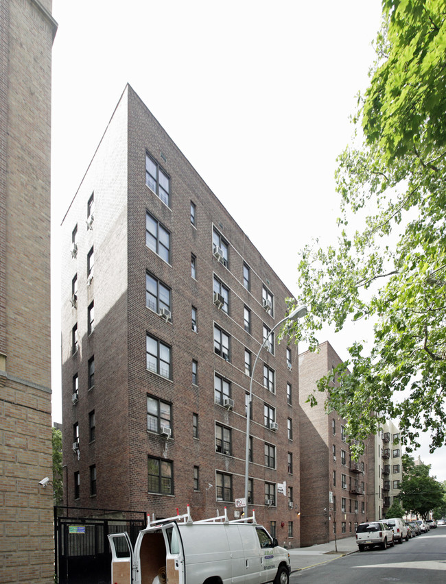 2976 Marion Ave in Bronx, NY - Building Photo - Building Photo