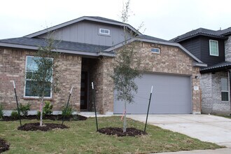949 Blue Oak Blvd in San Marcos, TX - Building Photo - Building Photo