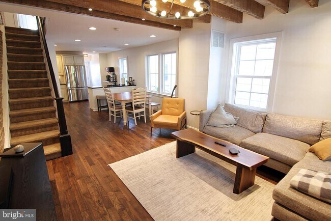 154 Wood St in Doylestown, PA - Building Photo - Building Photo