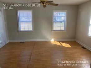 518 Shadow Ridge Dr in Winterville, NC - Building Photo - Building Photo