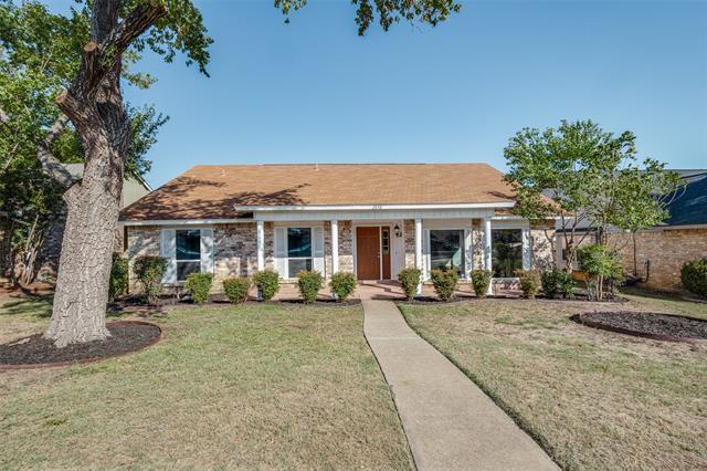 2848 Oxford Ln in Flower Mound, TX - Building Photo