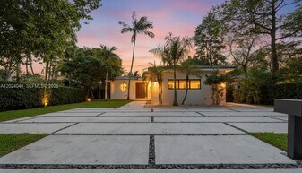 550 S Shore Dr in Miami Beach, FL - Building Photo