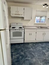 3427 Raleigh St in Port Coquitlam, BC - Building Photo - Building Photo