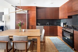 540 W 28th St in New York, NY - Building Photo - Building Photo