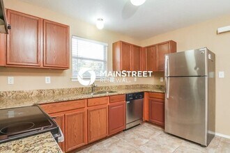 2115 Clear Ct in San Antonio, TX - Building Photo - Building Photo