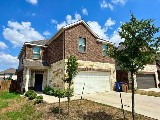 7506 Elk Grove Path in Austin, TX - Building Photo - Building Photo