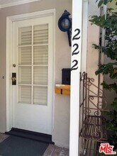 222 S Spalding Dr in Beverly Hills, CA - Building Photo - Building Photo