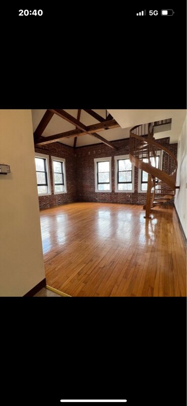 593 Main St in Leominster, MA - Foto de edificio - Building Photo