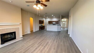 2007 Walnut Hills Ln in Mansfield, TX - Building Photo - Building Photo