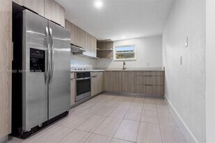 1481 SW 49th Ave in Fort Lauderdale, FL - Building Photo