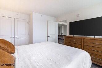 50 Morgan St N, Unit 1111 in Hartford, CT - Foto de edificio - Building Photo