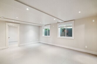 1721 22nd Ave in Forest Grove, OR - Building Photo - Building Photo