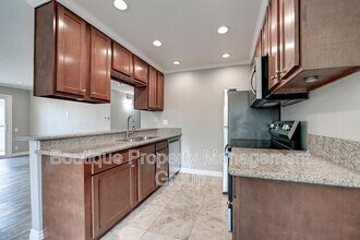 21981 Rimhurst Dr in Lake Forest, CA - Building Photo - Building Photo