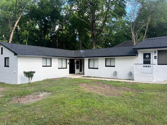 property at 1501 8th Ave