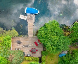 24 Crescent Dr in Holmes, NY - Building Photo - Building Photo