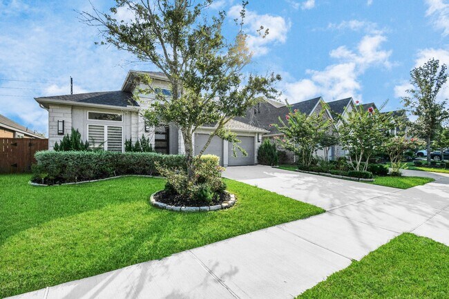 13007 Hydeland Dr in Richmond, TX - Building Photo - Building Photo