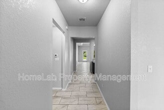 170 Tedder St in San Antonio, TX - Building Photo - Building Photo
