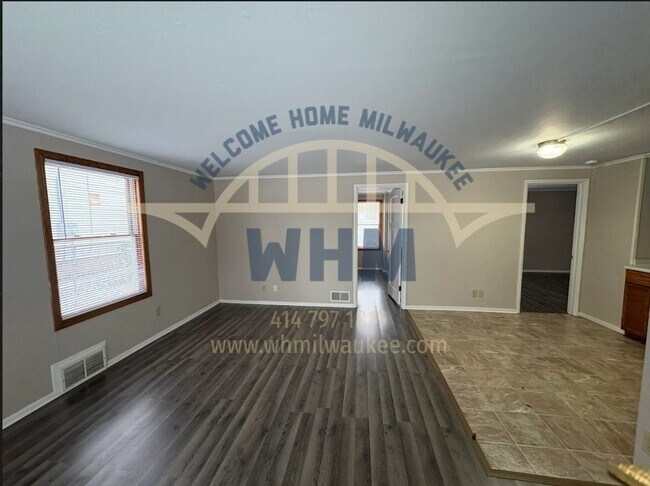 4508 W Crawford Ave in Greenfield, WI - Building Photo - Building Photo