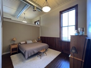 152 W James St in Columbus, WI - Building Photo - Building Photo