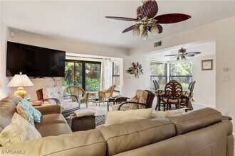 5483 Peppertree Dr in Ft. Myers, FL - Building Photo - Building Photo