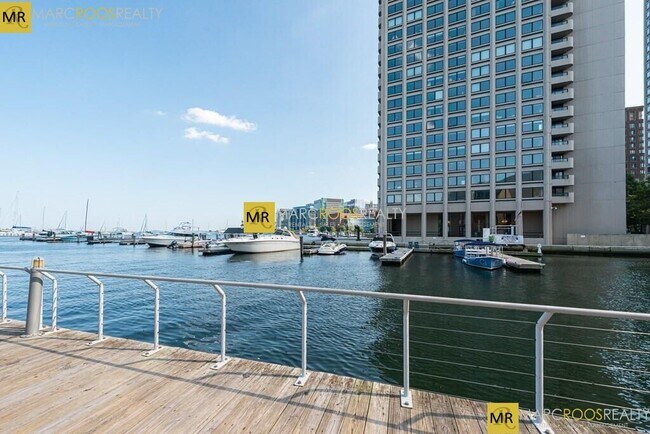 85 E India Row, Unit 17G in Boston, MA - Foto de edificio - Building Photo