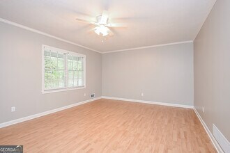 220 Carmichael Rd in Woodstock, GA - Building Photo - Building Photo