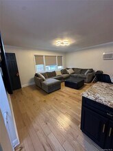 101-44 98th St in Queens, NY - Building Photo - Building Photo