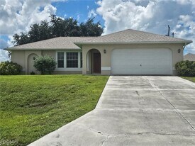 1826 NE 17th Terrace in Cape Coral, FL - Building Photo