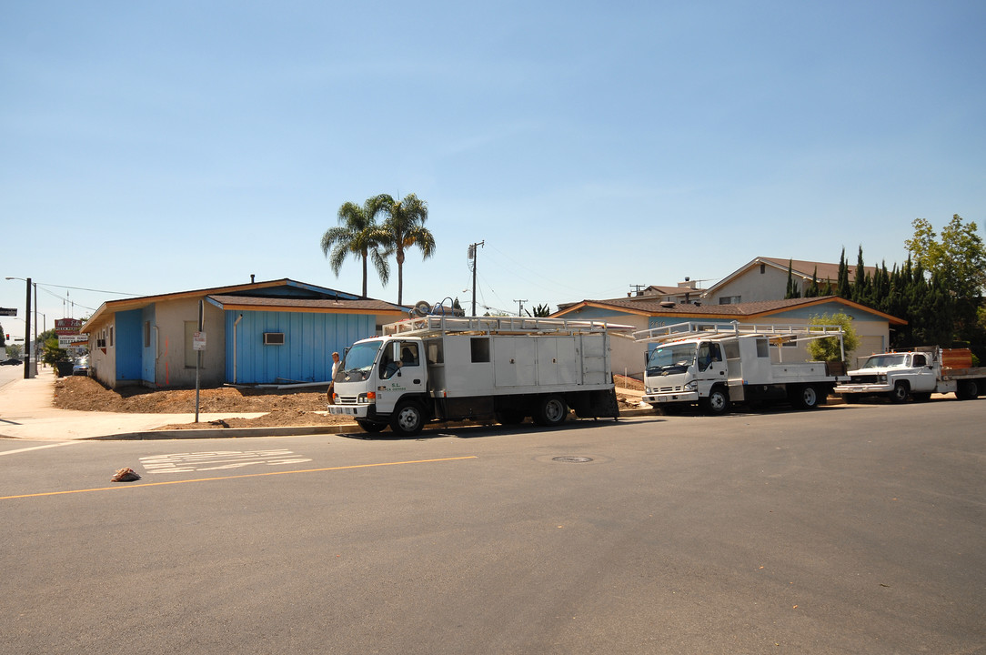 The Meadows in Lakewood, CA - Foto de edificio