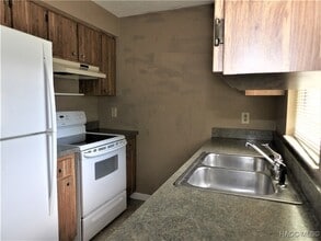 5 New N Ct in Beverly Hills, FL - Building Photo - Building Photo