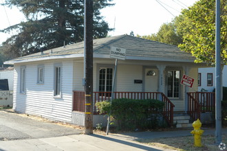 1922 Martin Luther King Jr Way in Merced, CA - Building Photo - Building Photo