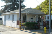 1922 Martin Luther King Jr Way in Merced, CA - Building Photo - Building Photo