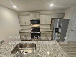 4125 Lurelin Ln in Charlotte, NC - Building Photo - Building Photo