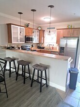 4865 Luster Leaf Cir, Unit 304 in Myrtle Beach, SC - Foto de edificio - Building Photo