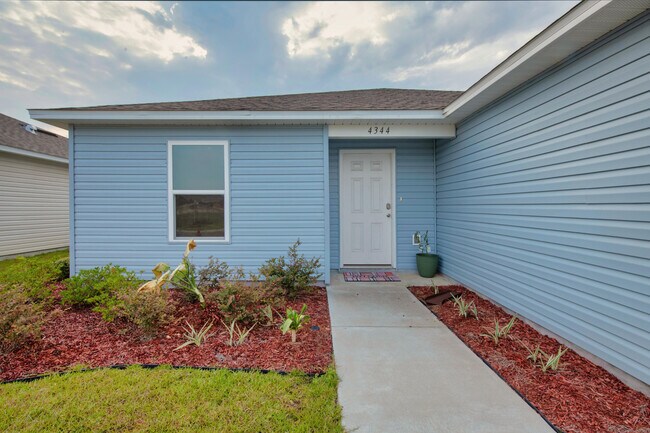 4344 Jitterbug St in Milton, FL - Building Photo - Building Photo