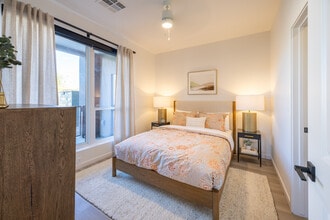 The Dillon Luxury Apartments in Albuquerque, NM - Foto de edificio - Building Photo