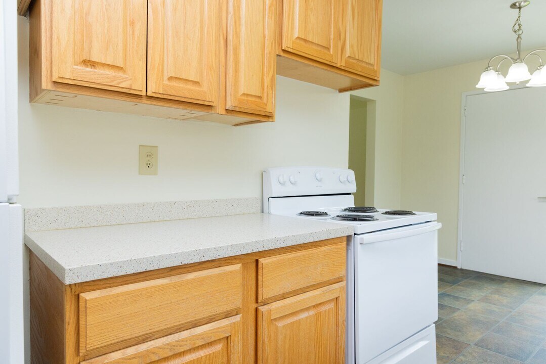 147 Mimosa Ct in Charlottesville, VA - Building Photo