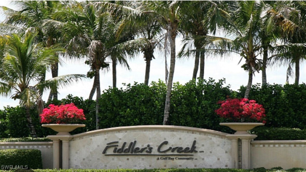 9225 Museo Cir in Naples, FL - Building Photo