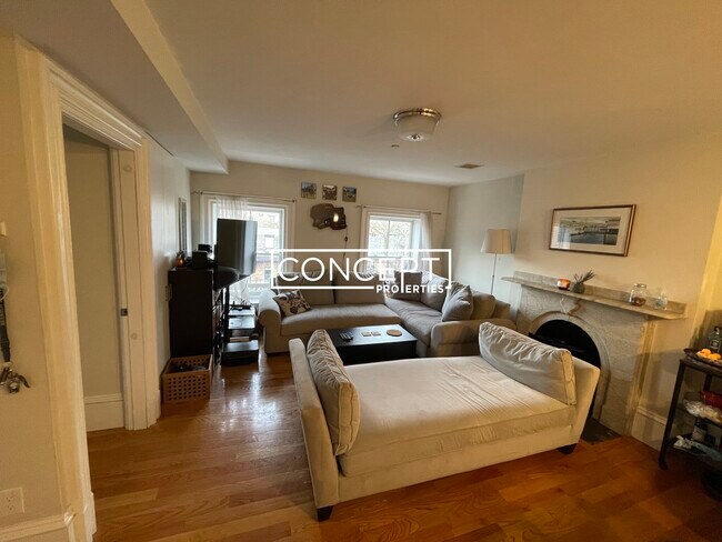 property at 658 Massachusetts Ave