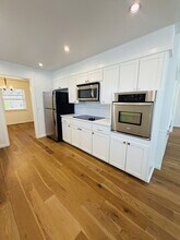 2705 Carlton Way in The Village, OK - Building Photo - Building Photo