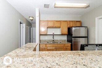4601 W Paxton Ave in Tampa, FL - Building Photo - Building Photo