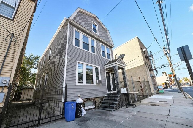 59 Ocean Ave in Jersey City, NJ - Building Photo - Building Photo