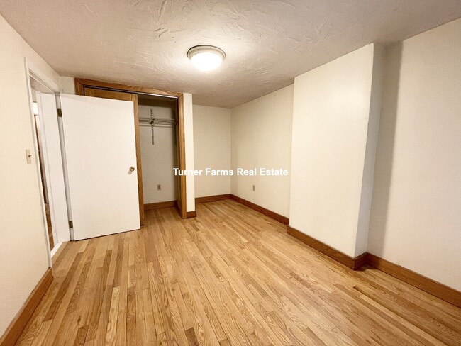 39 Charles St, Unit 2 in Boston, MA - Building Photo - Building Photo