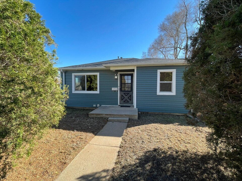 1712 5th St in Greeley, CO - Building Photo