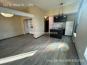 161 W Main St in Whitewater, WI - Building Photo - Building Photo