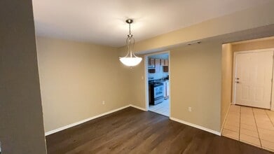 507 NW 39th Rd in Gainesville, FL - Building Photo - Building Photo