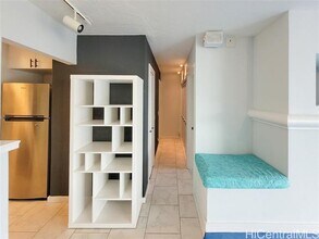 1215 Alexander St in Honolulu, HI - Building Photo - Building Photo