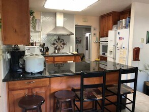 1092 Keldon Dr in San Jose, CA - Building Photo - Building Photo